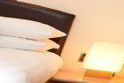 self-catering-accommodation-double-bedroom-sleep-4